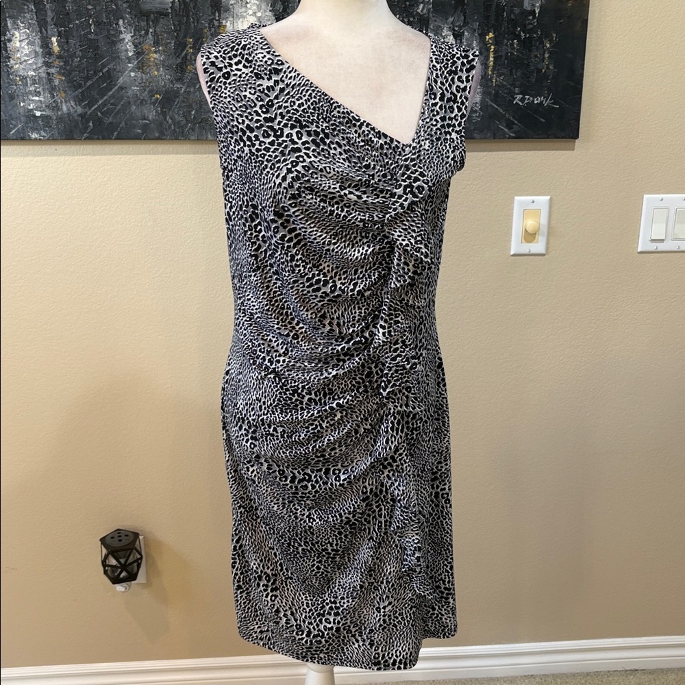 Dana Buchman Black and Gray Patterned Side Ruffle Midi Dress-Size M